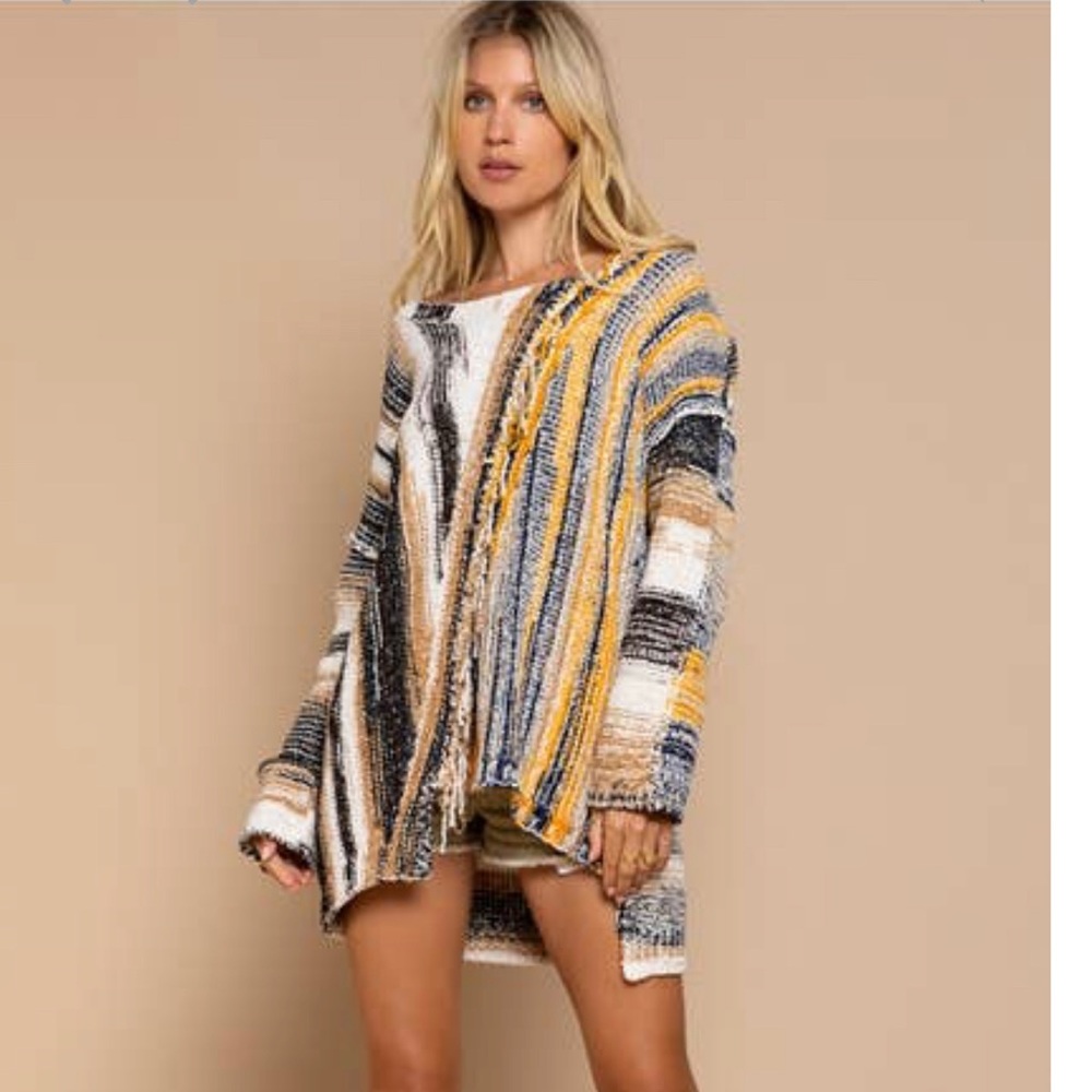 NWT POL Multicolor Oversized Long Fringe Sweater Size Medium